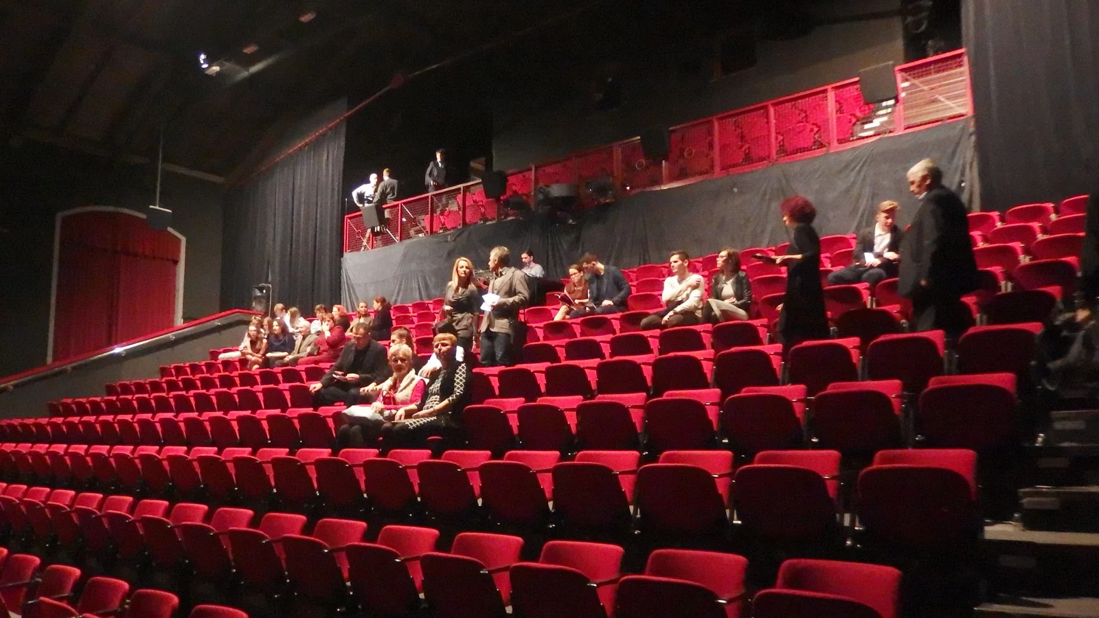 Štyri zo siedmich kultúrnych organizácií kraja skončili v strate. Bábkovému divadlu kraj nepridá ani euro