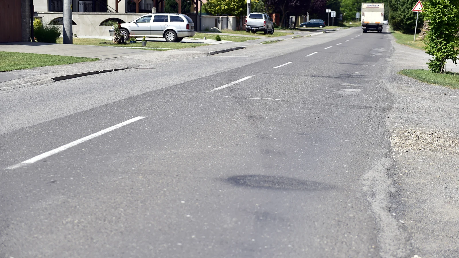 Nových ciest malo byť 35 500 metrov štvorcových, kraj postavil 230. Vo vlastnom účte to hodnotí ako „čiastočne“
