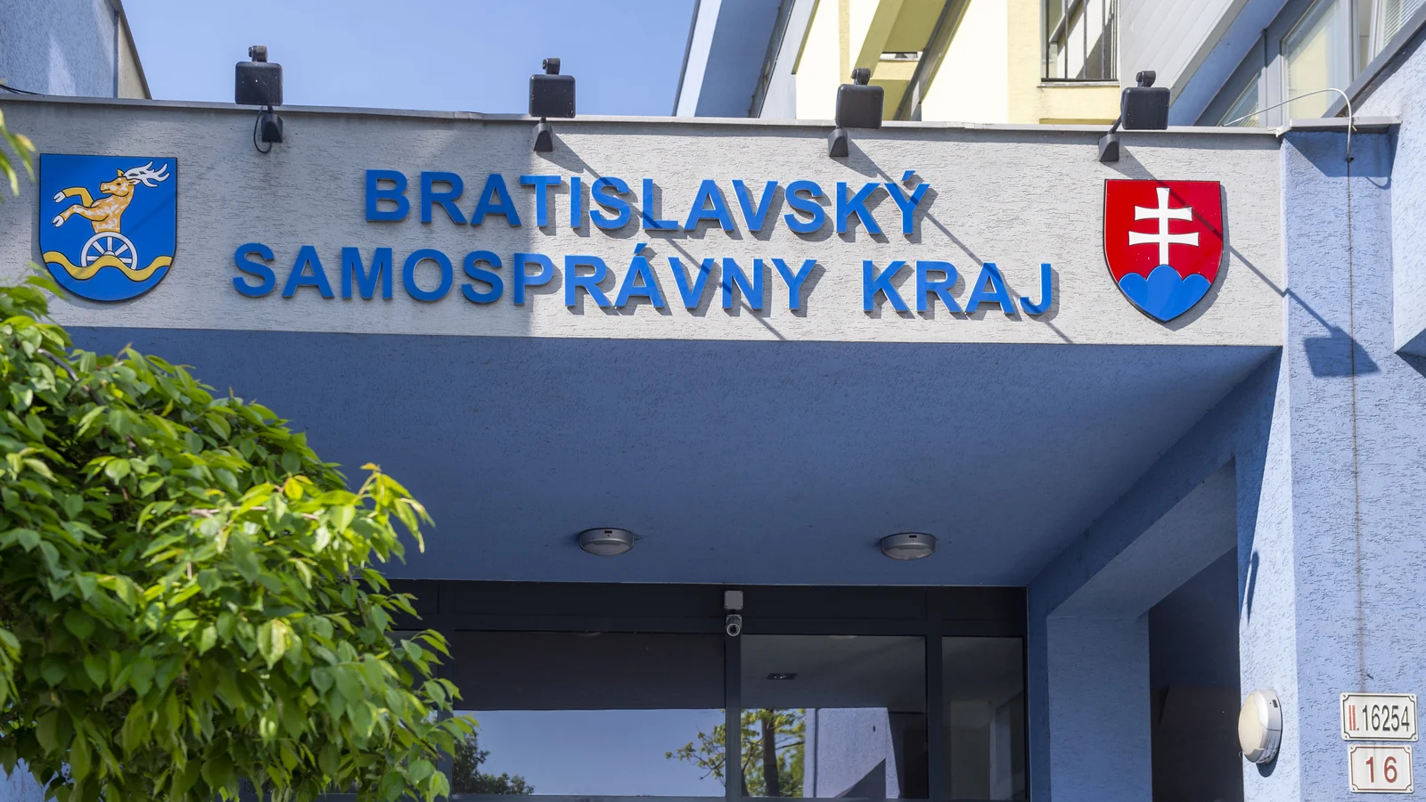 Bratislavský kraj mal v župných voľbách najnižšiu účasť z ôsmich krajov. A to napriek tomu, že stúpla
