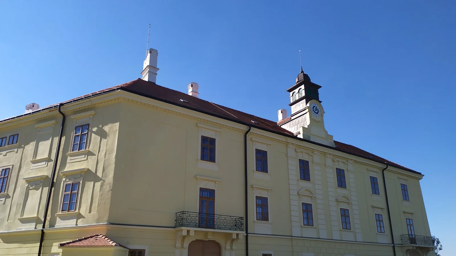O 2 412 ľudí menej za desať rokov. Hlohovec sa zmenšuje a starne súčasne