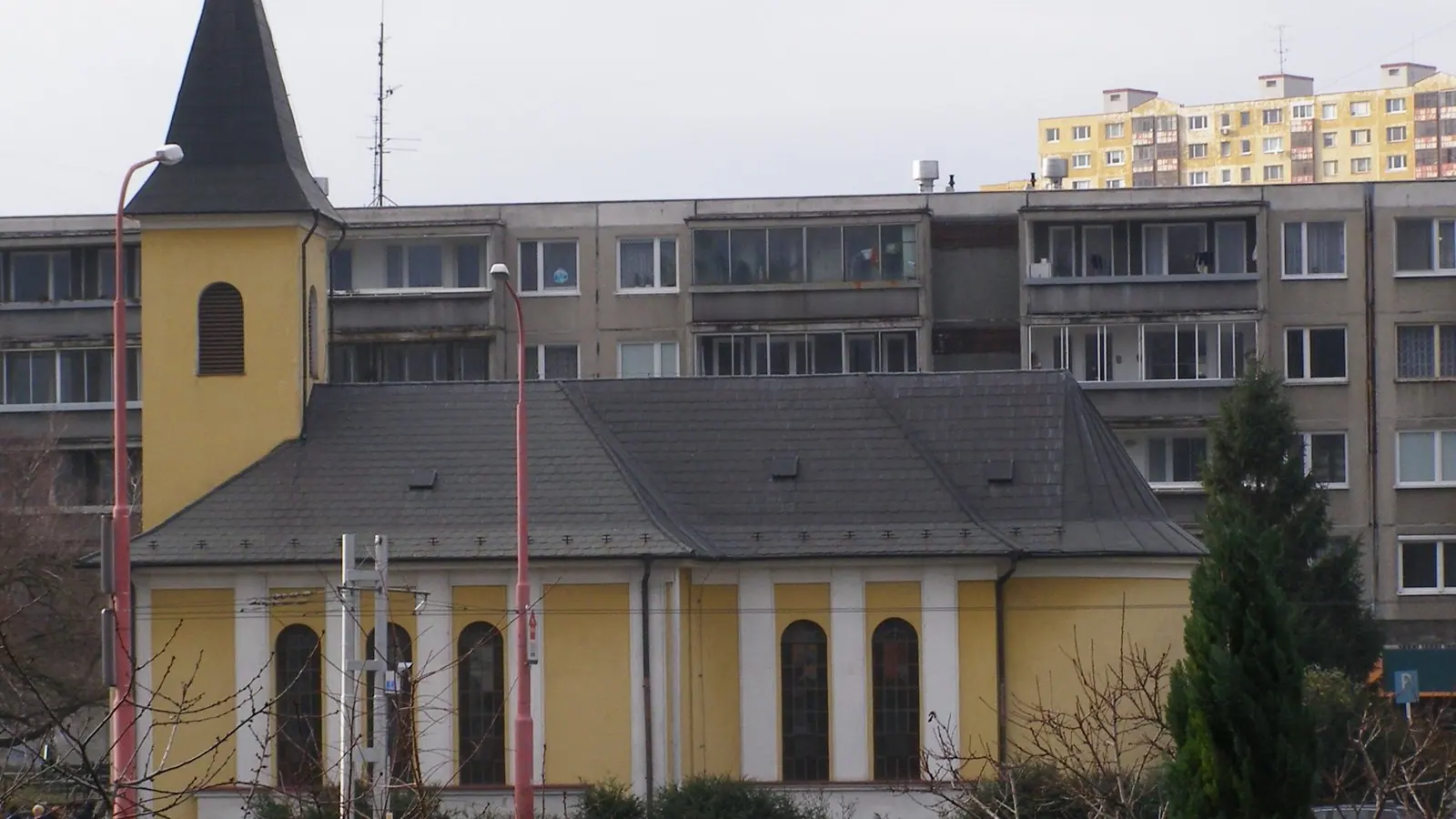 Vstup do kostolíka sv. Michala je bezpečnejší. A viete, že začínal ako kaplnka?