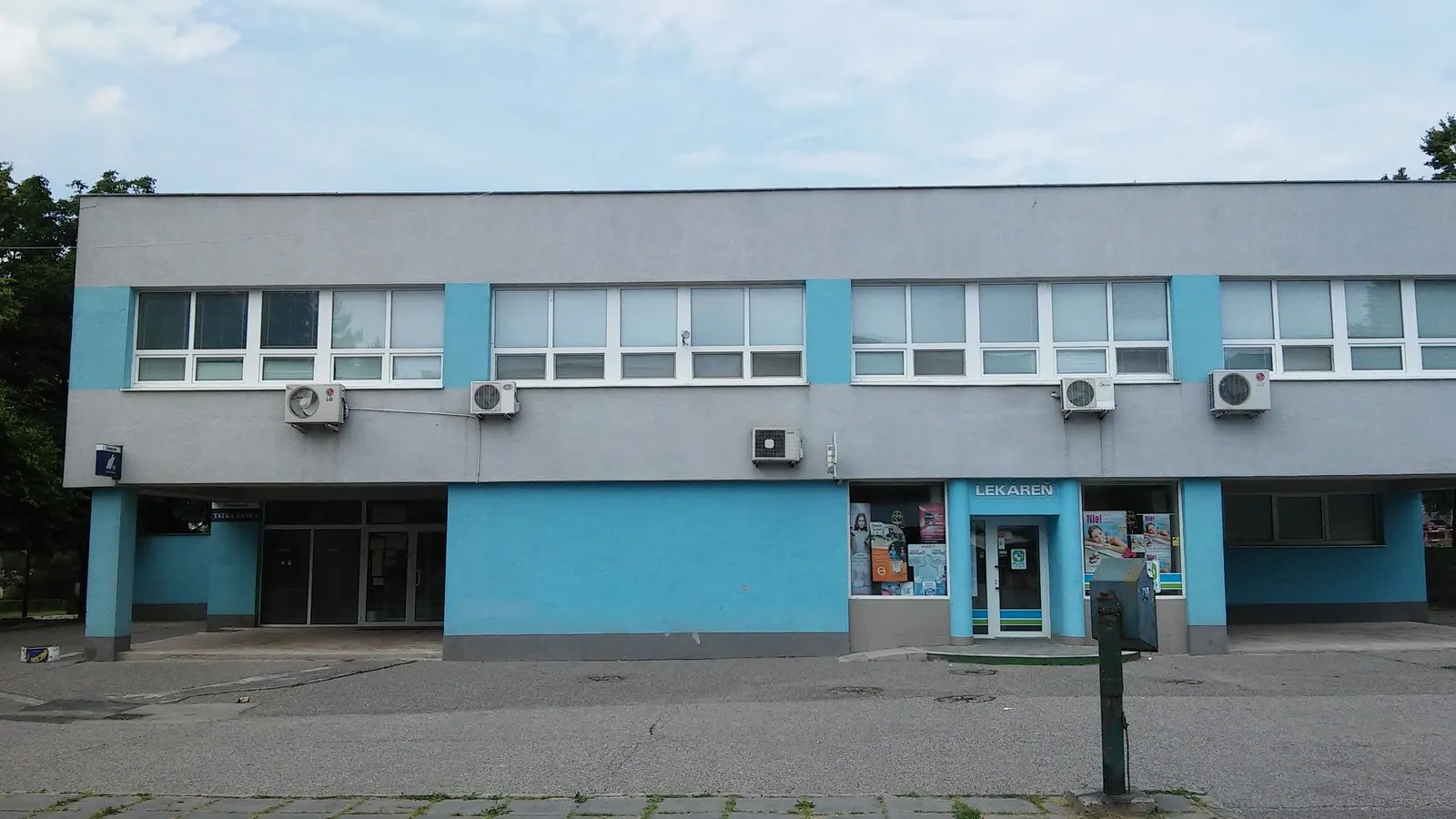 Nové kontajnery na textil: biele nahrádzajú antracitové