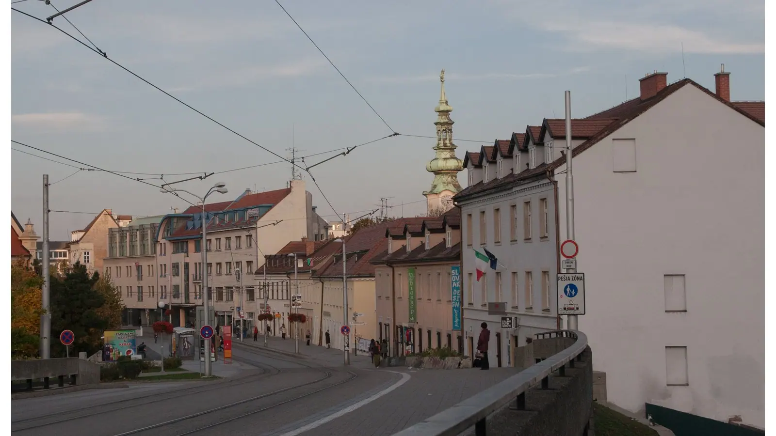 Už v júli sa rieši december: trhy hľadajú neziskovky do Miesta pre dobré skutky