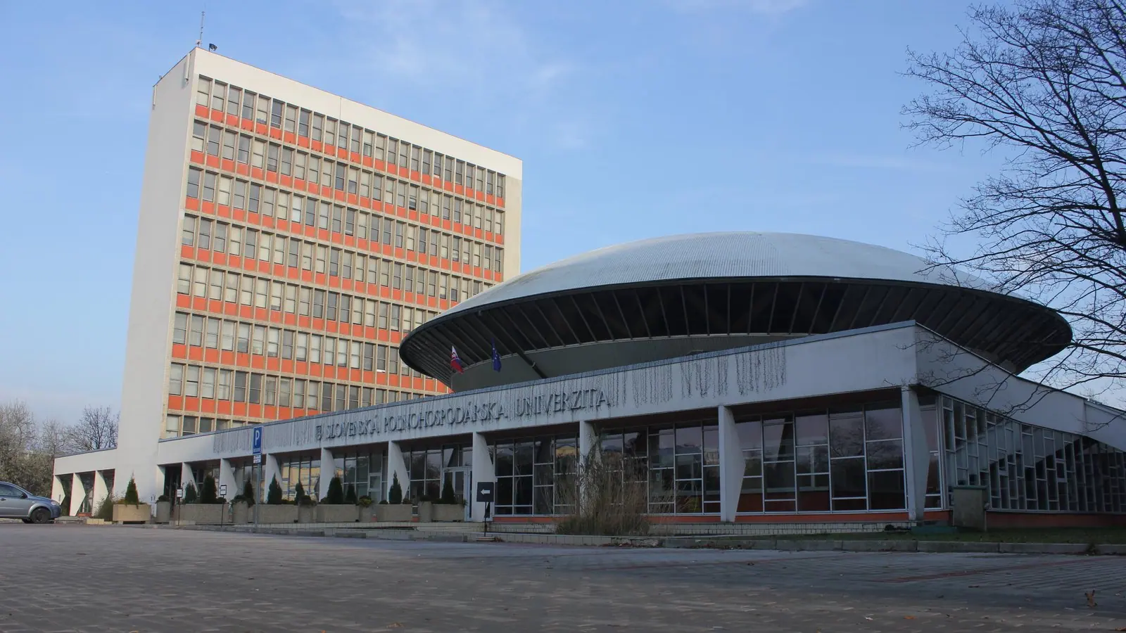 Chrenová stráca obyvateľov, no cez deň sa plní. Chodí sem 83 percent študentov Nitry