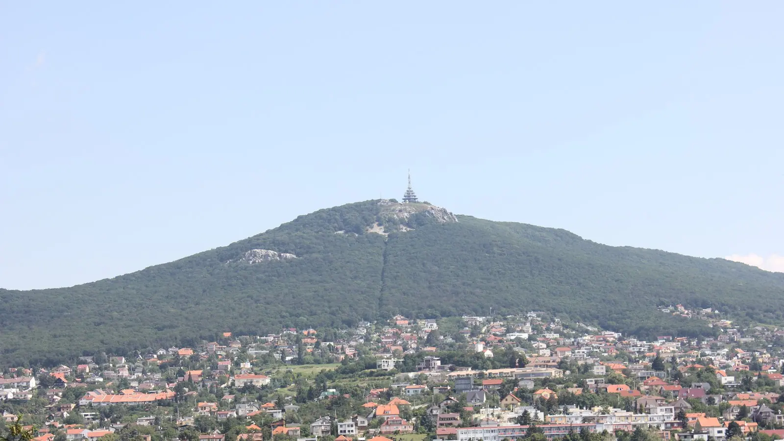Zobor nemá starostu ani úrad. O 119 uliciach rozhoduje mestské zastupiteľstvo