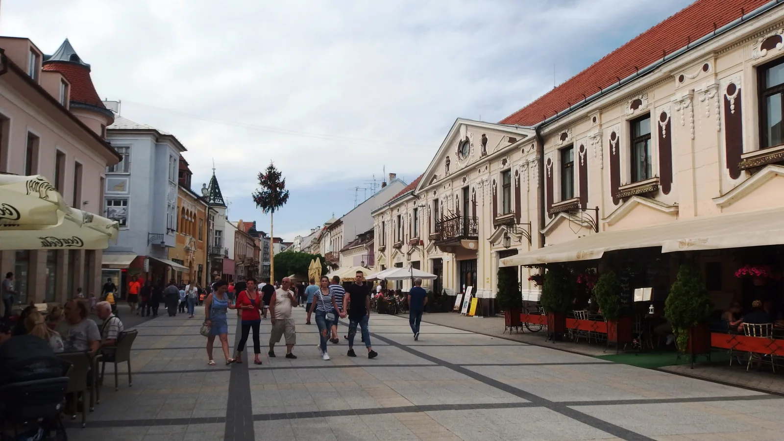 Dvaja ohlásení a jedna nezodpovedaná otázka. Kto chce byť primátorom Piešťan