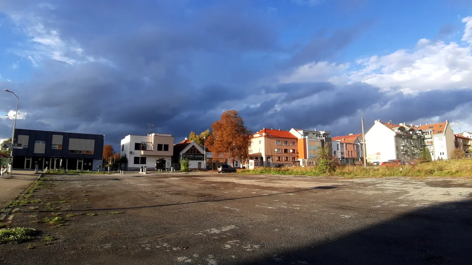 Sedemdesiat metrov za 161-tisíc eur. Weberova ulica v centre Prešova sa rozkope do jesene
