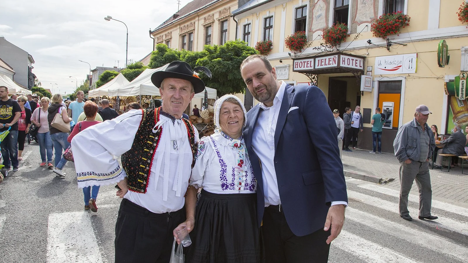 Sedem sponzorov Vinobrania dalo mestu 2 750 eur. Najväčšia zmluva znie na 800, jedna sumu neuvádza vôbec