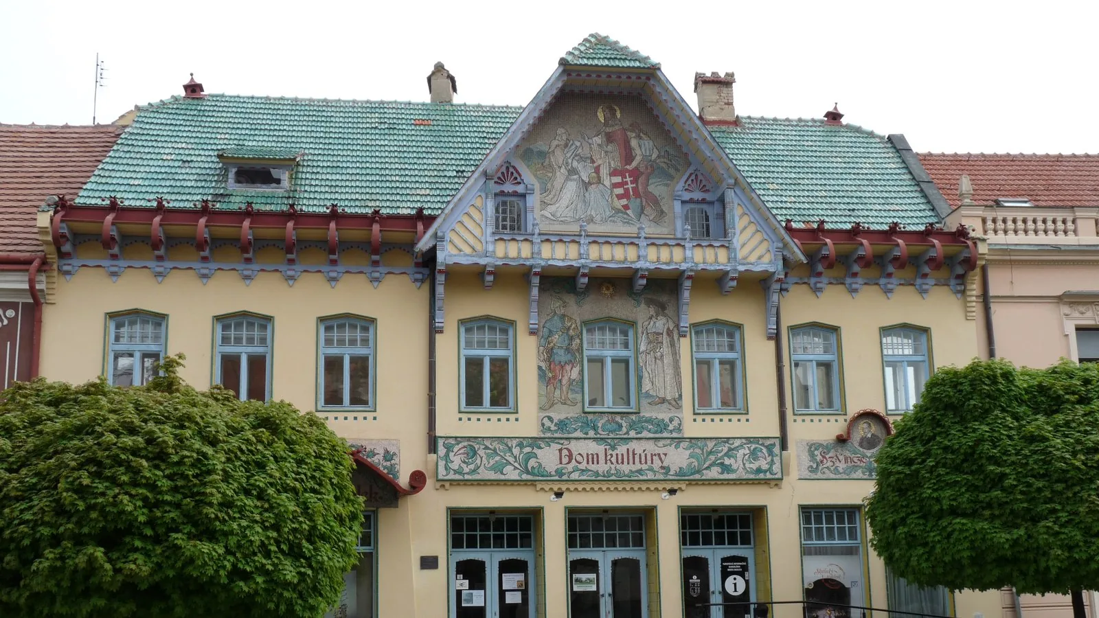 1,4 milióna do vlastnej eseročky. Firma mesta prevádzkuje Dom kultúry, športoviská aj výrobu trdelníka